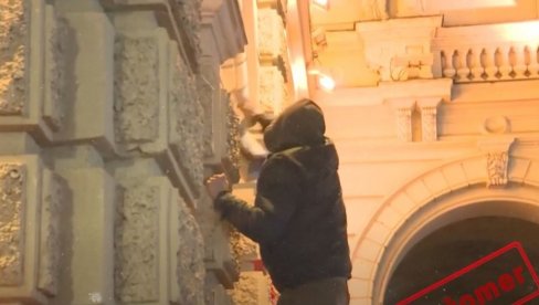 ZAŠTO JE VAŽNA BORBA PROTIV ANARHO-LIBERALA? (VIDEO)