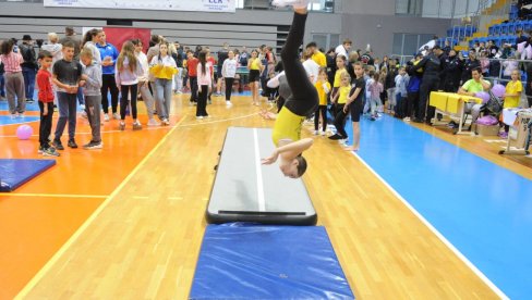 РЕВИЈА СПОРТА И МЛАДОСТИ: Осми „Сајам спорта“ одржан у краљевачкој хали крај Ибра