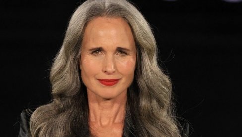 СВЕ О ИНТИМНОСТИ У СЕДМОЈ ДЕЦЕНИЈИ ЖИВОТ: 7 ствари о којима нико не говори