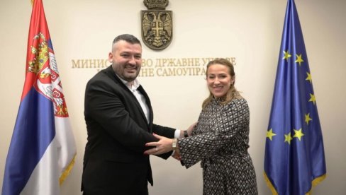 МИНИСТАРКА СНЕЖАНА ПАУНОВИЋ: За Бајину Башту три милиона динара