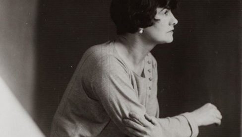 ОН ЈЕ БИО НАЈВЕЋА ЉУБАВ КОКО ШАНЕЛ: Мама га је наговорила да се ожени другом, чим је то урадио - вратио се ЊОЈ!