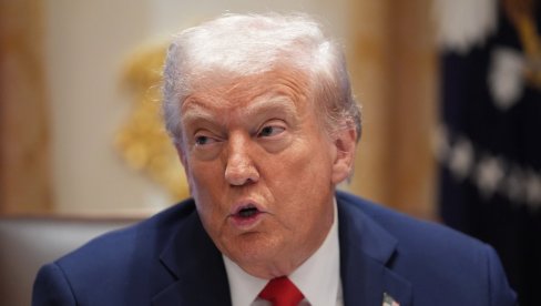 TRAMP DOBIO PITANJE, A ONDA ŠOK: Ovo je jedna od najgorih novinarki koje ćete ikada videti (VIDEO)