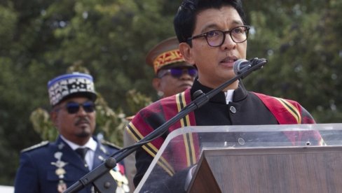 ESKALACIJA SUKOBA NA VRHUNCU: Predsednik Madagaskara nakon protesta napustio zemlju