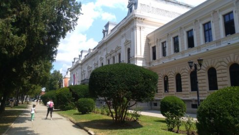 POVELJE ZASLUŽNIMA: Objavljena imena dobitnika gradskih nagrada