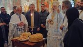 ОБЕЛЕЖЕНА СЛАВА У ПЕЋКОЈ ПАТРИЈАРШИЈИ: Хор Стефана Дечанског побрао симпатије свих присутних (ФОТО/ВИДЕО)