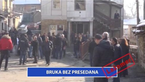 EVO ŠTA MISLE BLOKADERI O SRBIMA NA KiM: Šaka jada, podrška je besmislena