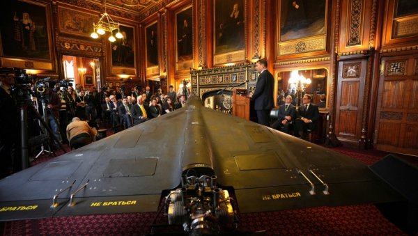 АМЕРИЧКИ МЕДИЈИ УПОЗОРАВАЈУ НАТО: Русија ће 2026. прегазити Украјину - 60.000 дронова преплавиће земљу