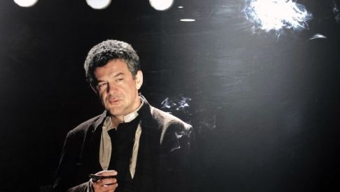 ПРВА УЛОГА НЕБОЈШЕ ГЛОГОВЦА: Ево како је каријеру започео легендарни глумац коме слава није била важна и који је тврдио да лоши ђаци мењају