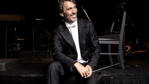 MAESTRO KARLO PONTI, ZA NOVOSTI, UOČI NASTUPA SA BEOGRADSKOM FILHARMONIJOM NA OTVARANJU BEMUS-a: Muzika spaja ljude