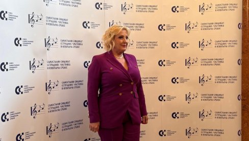 ИСПУСТИЛА САМ СВЕ ИЗ РУКУ КАДА САМ ЧУЛА: Снежану Ђуришић је дотукла његова смрт (ФОТО)