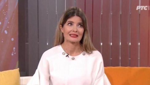 NEPOZNATI MUŠKARAC UPAO NA RTS: Voditeljka šokirana - Pojavio se usred emisije! (FOTO)
