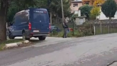KURTIJEVI SPECIJALCI RAZBIJALI VRATA NA SRPSKIM KUĆAMA! Sedmoro Srba privedeno u Zubinom Potoku i Zvečanu - Opsadno stanje trajalo satima