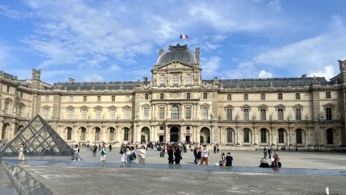 STRADALI DRAGOCENI EGIPATSKI SPISI: U novom incidentu u Luvru zbog poplave oštećeno oko 400 vrednih knjiga