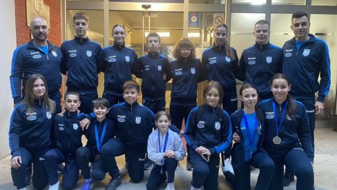 ЖЕТВА МЕДАЉА: Сјајно издање каратиста Зрењанина на турниру Београдски победник