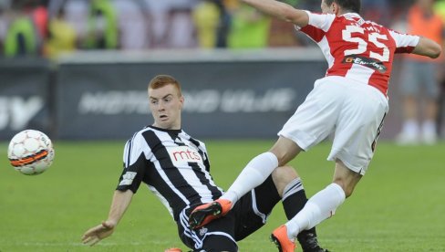 JEZIV PRIZOR POSLE MEČA! Bivši igrač Partizana doživeo potres mozga!