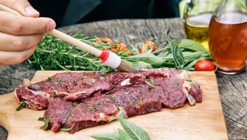 ОВО ЈЕ НАЈЗДРАВИЈИ НАЧИН ПРИПРЕМЕ ЦРВЕНОГ МЕСА: У супротном губи важне нутријенте