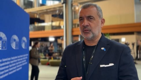 ПОСЛАНИК ЕПП ФУРЛАС: Не одаљавајте Србију од нас!