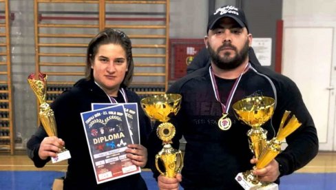 PARAĆINKA NA MEĐUNARODNOM TAKMIČENJU  U POVERLIFTINGU: Marija Jovanović predstavljaće Srbiju u Crnoj Gori