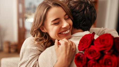 ШТА ЖЕНЕ ЗАИСТА ПРВО ПРИМЕТЕ КОД МУШКАРАЦА? Вечито питање је добило одговоре