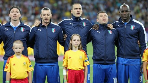 ИТАЛИЈА БРУЈИ О ЊЕГОВИМ РЕЧИМА! Да ли је могуће да је легенда овако испрозивала Серију А?