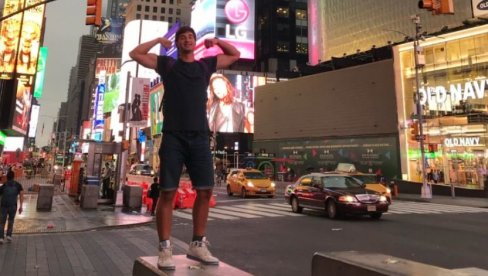 КОРЕНИ ЗОВУ: Алекса одбио посао од 50.000$ у Америци за свој Ниш (ВИДЕО)