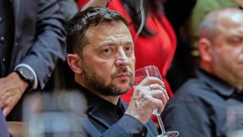 УСТУПИ ДОНБАС РУСИЈИ, ПРИХВАТИ ПУТИНОВЕ ЗАХТЕВЕ Медији откривају шта је Зеленском речено у Белој кући