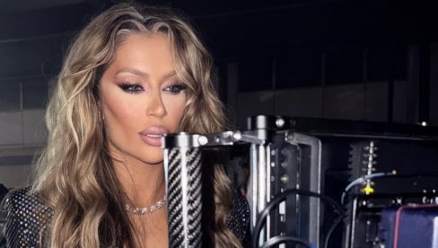 ХИЉАДЕ ЖЕНА МРЗЕ ТЕ У МЕНИ: Теа Таировић објавом фотографије са посветом срушила друштвене мреже (ФОТО)