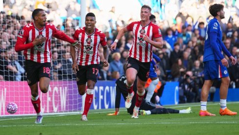 ИЗНЕНАЂЕЊЕ У ПРЕМИЈЕР ЛИГИ: Челси разочарао, Сандерленд победио у Лондону
