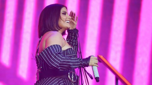 ЈЕДНА ОД НАЈПОЗНАТИЈИХ ПЕВАЧИЦА 2000-их СЕ ПОВЛАЧИ СА СЦЕНЕ: Захвална сам на свим годинама (ФОТО)