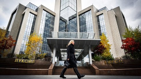AMERIČKI REGULATOR IZDAO POJAŠNJENJA: Ovo su uslovi u licenci za prodaju strane imovine Lukoila