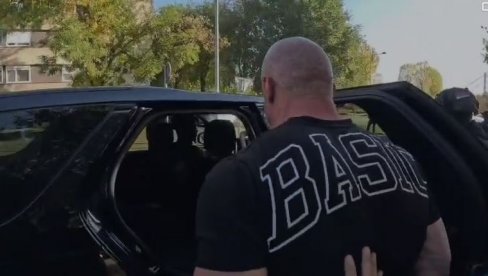 POGLEDAJTE: Kako je uhapšen blokader Miša Bačulov u Novom Sadu (VIDEO)