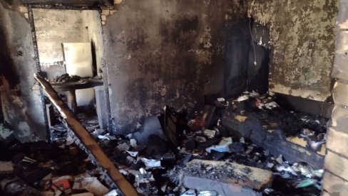 КОМШИЈЕ И ВАТРОГАСЦИ САВЛАДАЛИ ПОЖАР У ЗМАЈЕВУ, НЕДАЛЕКО ОД ВРБАСА   Габриелу остао само - живот