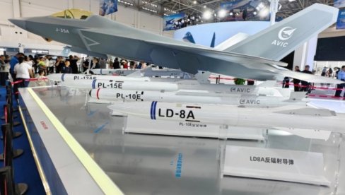 ПРВИ СТЕЛТ ЛОВАЦ СА РАКЕТОМ ЗА УНИШТАВАЊЕ РАДАРА: Кинески стелт авион Ј-35 опремљен за сузбијање противваздушне одбране