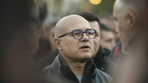 ЛИДЕР СНС ВУЧЕВИЋ БРУТАЛНО ОДГОВОРИО НА ЛАЖИ МАРИНИКЕ ТЕПИЋ Послао поруку пред Сретење: Србија се неће вратити у време пресуда без суђења!