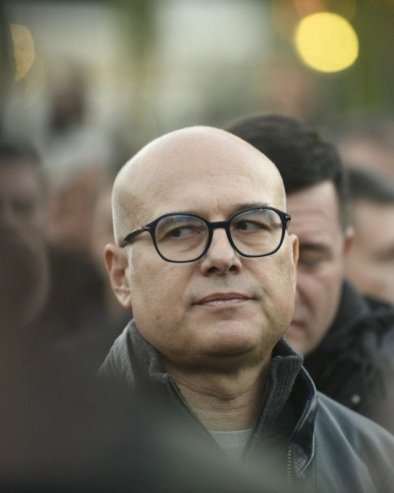 БЛОКАДЕРИМА НИШТА НИЈЕ СВЕТО! МОНСТРУОЗНЕ ПРЕТЊЕ УПУЋУЈУ НА БОЖИЋ Вучевић реаговао на нове претње председнику Вучићу