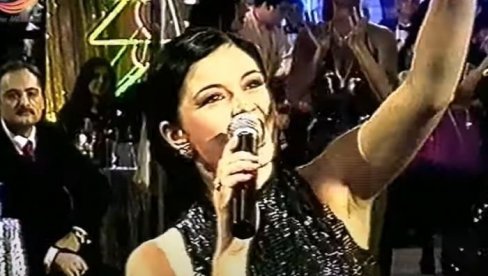 ПОВУКЛА СЕ СА ЕСТРАДЕ И ОТИШЛА У АМЕРИКУ: Тамо је чистила куће, а сада чува старе људе - Поносна сам на себе