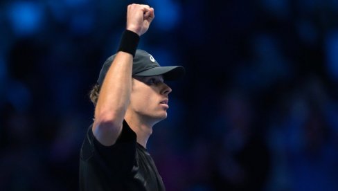 САДА НАВИЈА ЗА АЛКАРАЗА: Де Минор победио Фриц и остао у трци за полуфинале Завршног мастерса