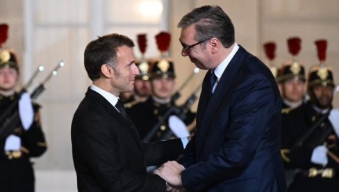 TRI SATA TRAJAO RAZGOVOR MAKRONA I VUČIĆA: Izuzetna čast ukazana predsedniku Srbije na užasno težak dan za Francusku  (FOTO/VIDEO)