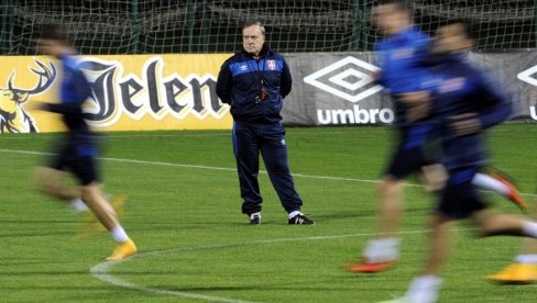 SENZACIJA KAKVU FUDBAL NE PAMTI! Bivši selektor Srbije vodi na Svetsko prvenstvo državu za koju pola Evrope nije ni čulo