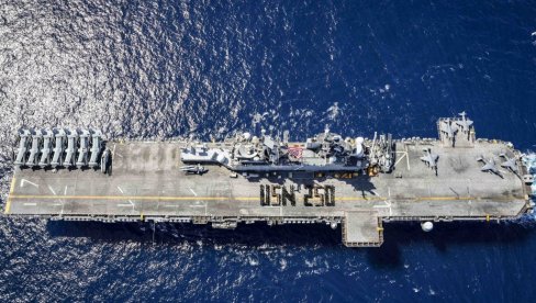 IRANSKI UDAR NA AMERIČKI NOSAČ: Marinci sa USS Tripoli pobegli