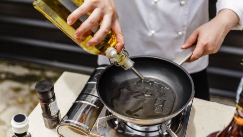 МАСЛИНОВО ИЛИ КОКОСОВО УЉЕ - које је здравије?