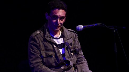 МИЛОШ ЖИВАНОВИЋ ДОБИТНИК КЊИЖЕВНЕ НАГРАДЕ „ЈОВАН ПОПОВИЋ“: Награђена поема „Обале добре воде“