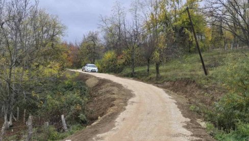 SNIRANO KLIZIŠTE U MIROSAVCIMA KOD LOPARA: Lakše preko Majevice