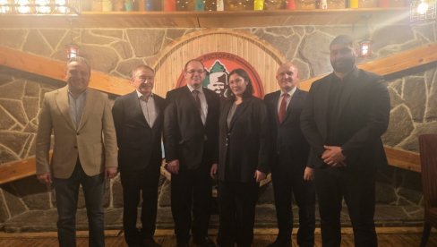 JAČANJE DIREKTNIH KONTAKATA: Unapređenje bilateralnih odnosa sa Kazahstanom