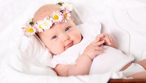 СТАРО ЖЕНСКО ИМЕ КОЈЕ ДОНОСИ СРЕЋУ И УСПЕХ: Има прелепо значење и јаку симболику, популарно је и у Србији