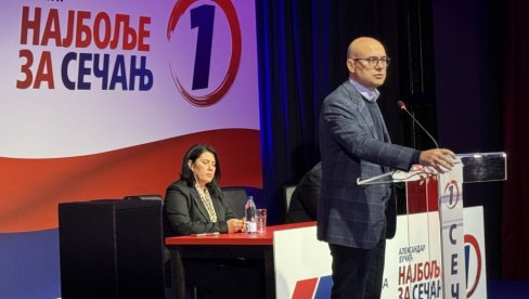 SEČANJ IDE PUTEM RAZVOJA: Vučević na skupu Najbolje za Sečanj u prepunoj dvorani Obrazovno kulturnog centra (FOTO/VIDEO)