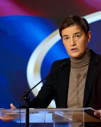 КО ЈЕ ТО СВЕ ПЛАЋАО? Брнабић: Ако није био покушај обојене револуције, што су се паре уносиле у џаковима на факултете