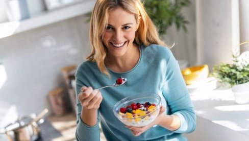 КАКО ДА СМРШАТЕ ДО НОВЕ ГОДИНЕ: Послушајте следеће савете и отарасите се сувишних килограма