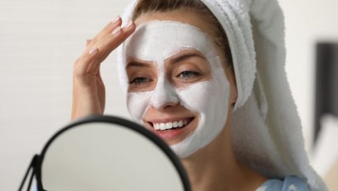 3 ПРИРОДНЕ МАСКЕ ЗА ЛИЦЕ - ЗА МАСНУ, СУВУ И КОМБИНОВАНУ КОЖУ: Нега из ваше кухиње