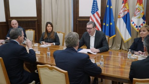 ИСТАКАО САМ ДА ЈЕ ЗА СРБИЈУ ВЕОМА ЗНАЧАЈНО ПИТАЊЕ ФУНКЦИОНИСАЊА КОМПАНИЈЕ НИС Вучић се састао са конгресменима Тарнером и Норкросом